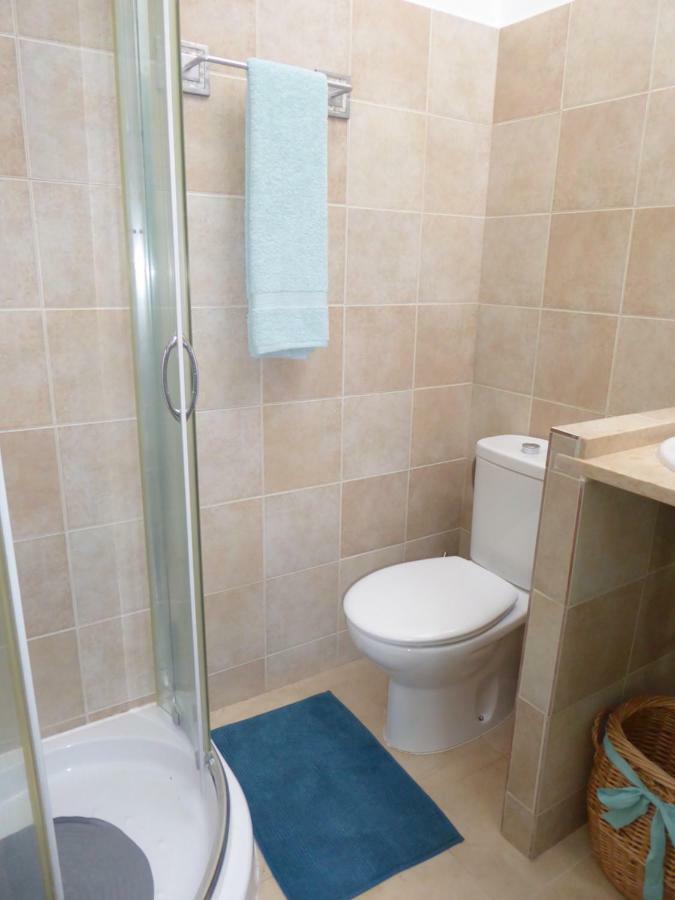 Casinha Amarela Homestay Sintra
